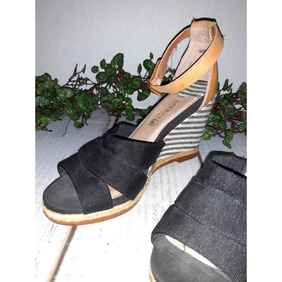 Sperry Top-Sider Striped Ankle Wedge - Black/White - Tan Leather - Picture 7 of 13